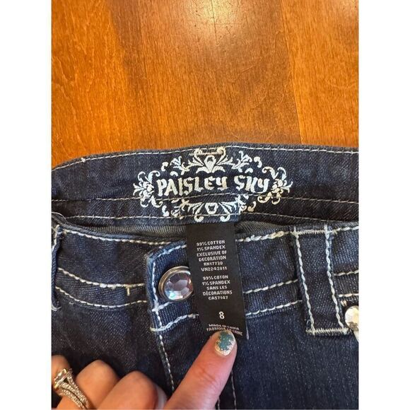 Woman’s Paisley sky bling Bermuda shorts - Picture 3 of 3